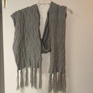 Free people Gray Scarf